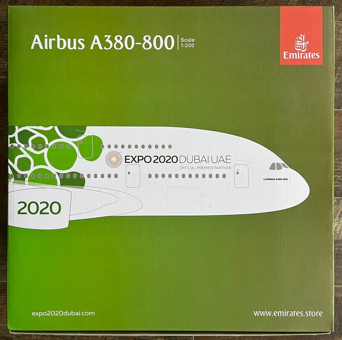 Emirates A380 1/200スケール SKYMARKS EMIRATES A380 1/200 DUBAI EXPO W/GEAR - Airline Museum