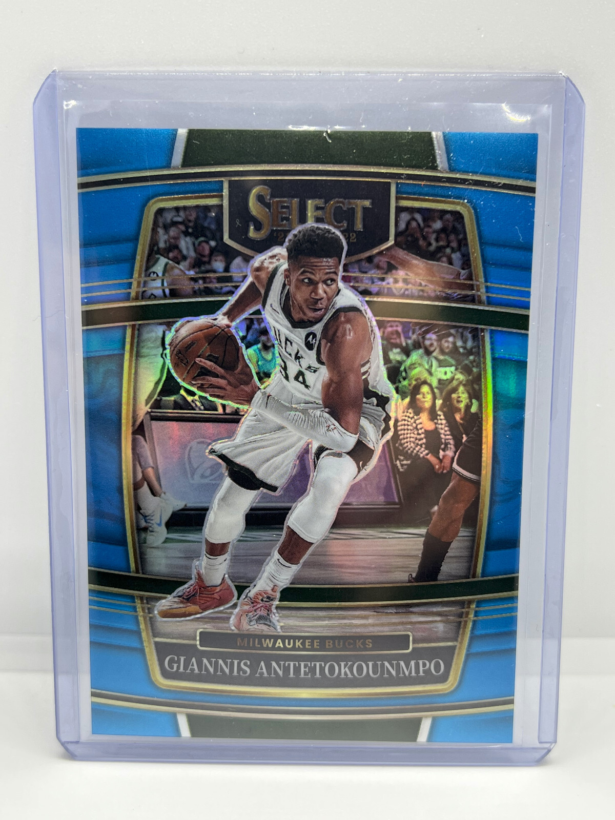 2021-22 Select Concourse Giannis Antetokounmpo Light Blue Prizm Card /299