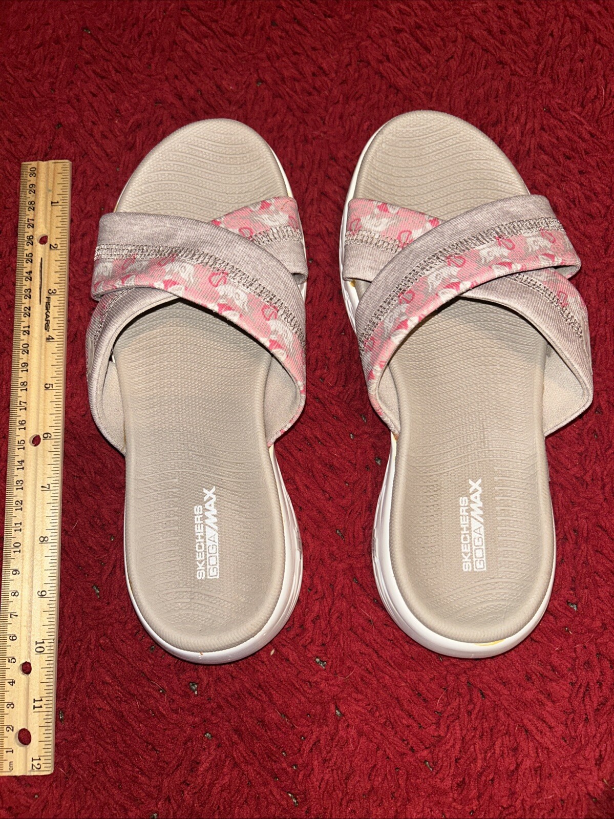 goga max sandals