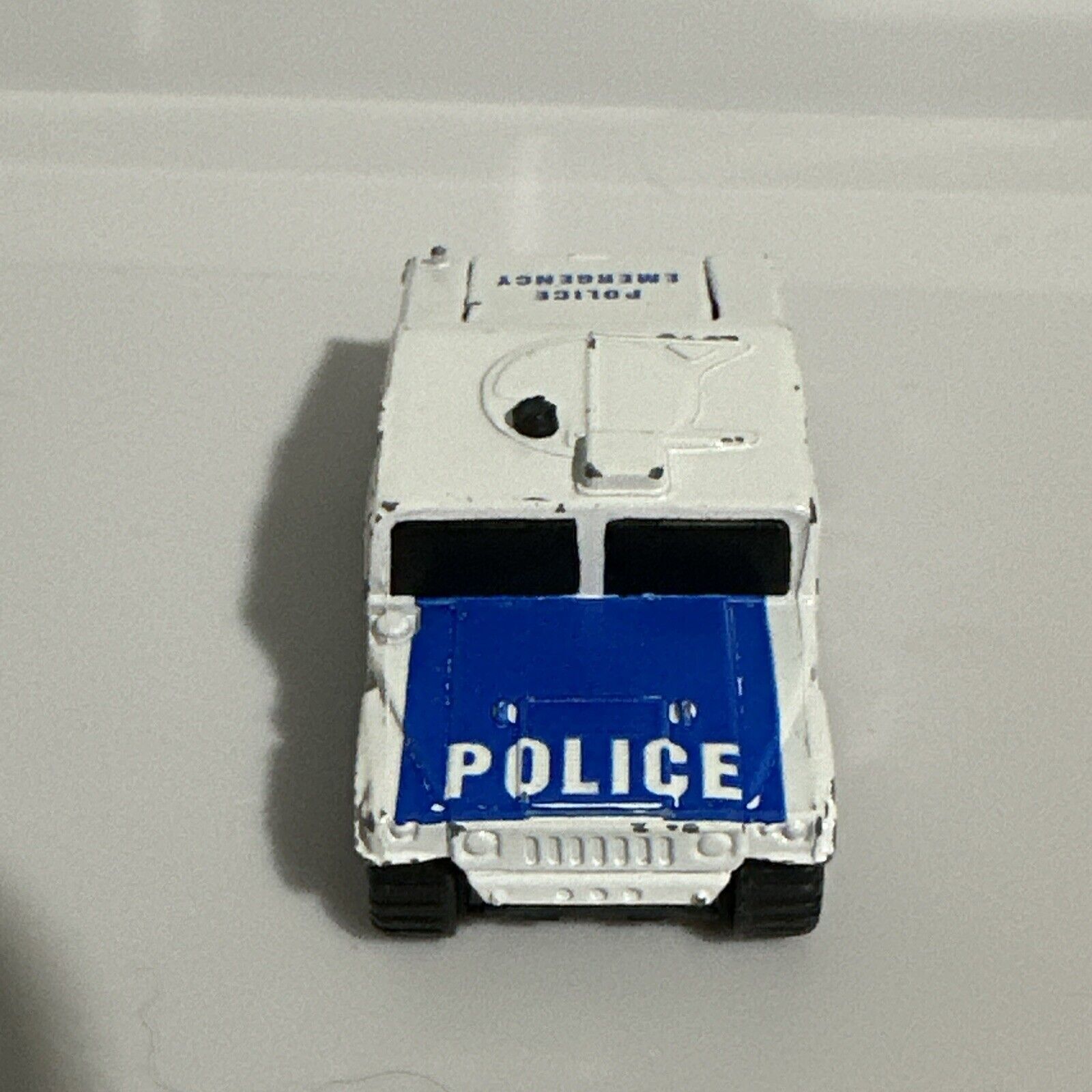 Picture 4 of 5