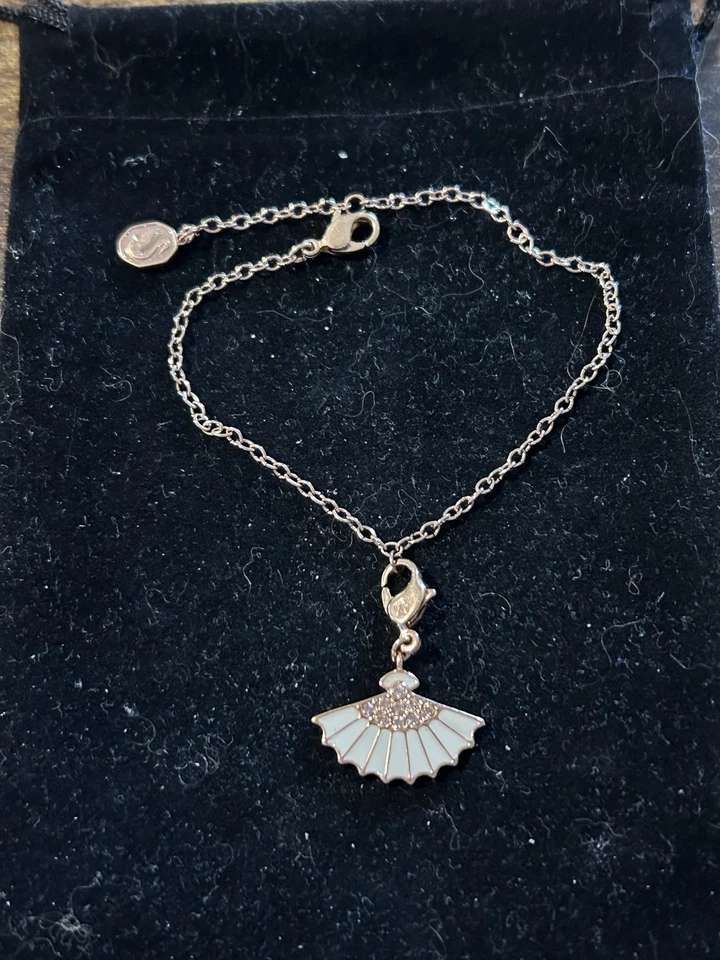 Brazalete con dije de cadena enchapado en oro rosa de Swarowith Swarovski Fan Charm Foto 3 de 4