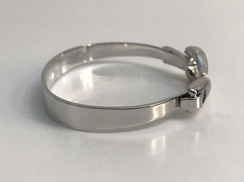 Vintage Crown Trifari Silver Toned Hook And Eye Bracelet - Picture 5 of 10