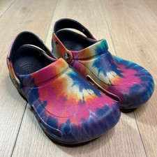 Crocs Bistro Tie Dye Graphic Clogs Womens 6 Mens 4 Slip Resistant Work Shoes