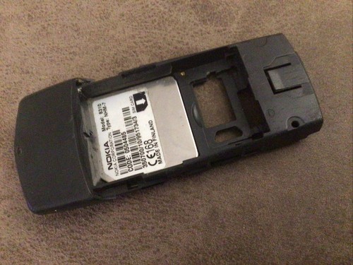 Originale Nokia 8310 completo di scocca posteriore originale - Foto 6 di 6