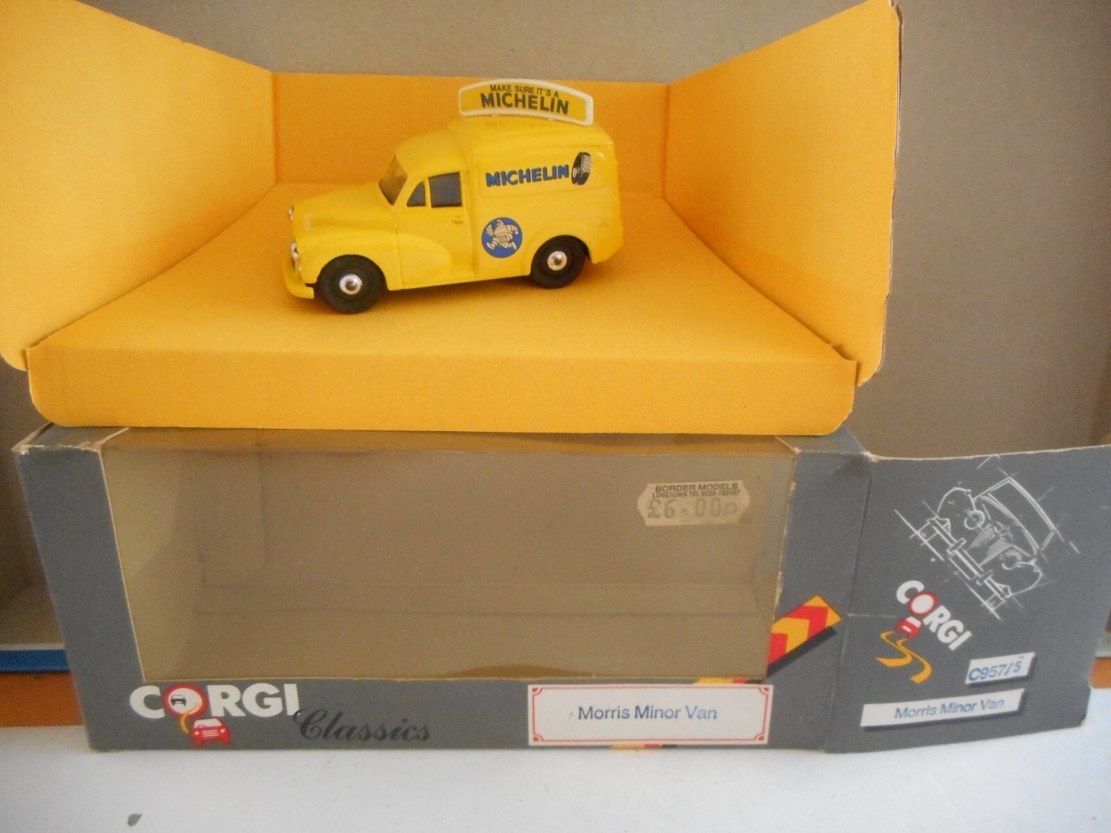 Corgi Classics C957/11, Morris Minor Van - Free Price Guide & Review
