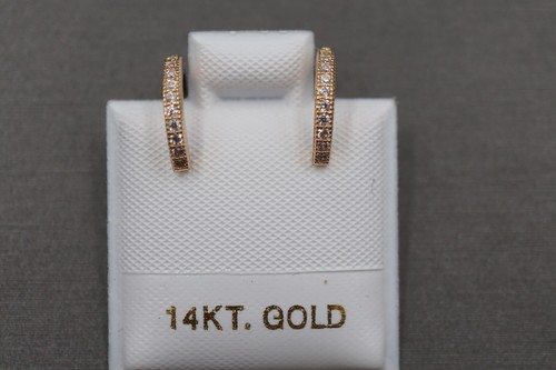 Pendientes de aro pequeño Huggie CZ de oro amarillo liso de 14 K de 1,6 mm. Hombres, mujeres y niños - Imagen 8 de 11