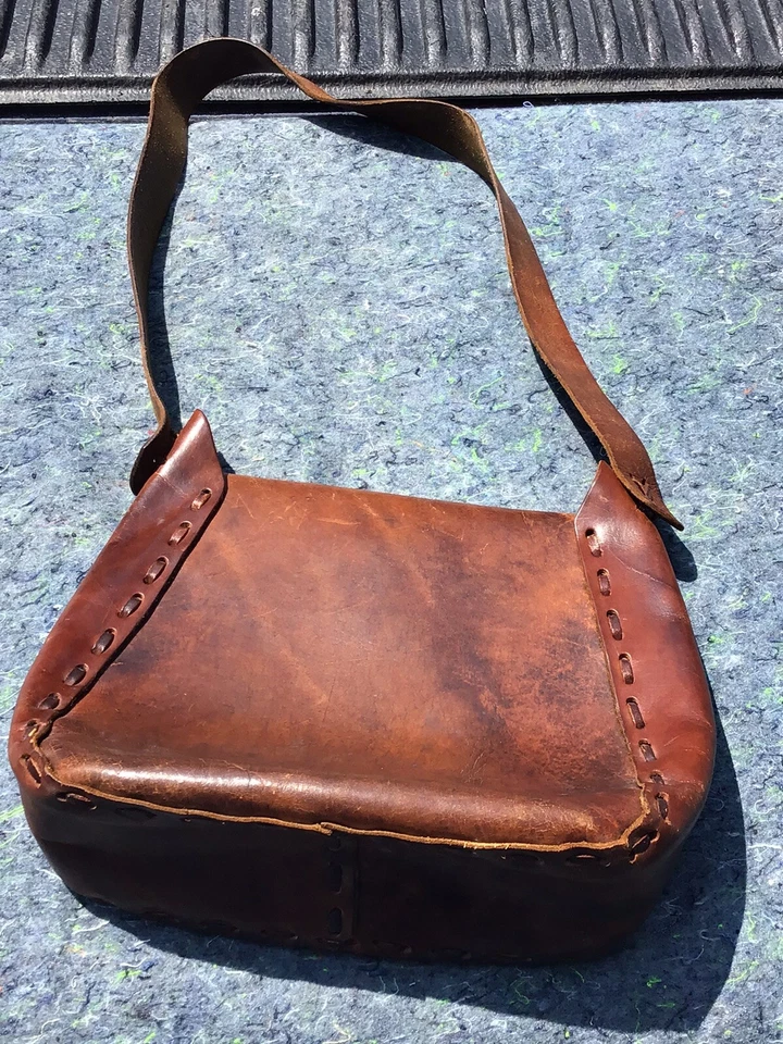 Bolsa de couro vintage feita à mão 24,5 polegadas *RARA* - Imagem 4 de 4