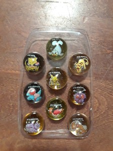 Vintage 2000 POKEMON MARBLES 9 MARBLES 