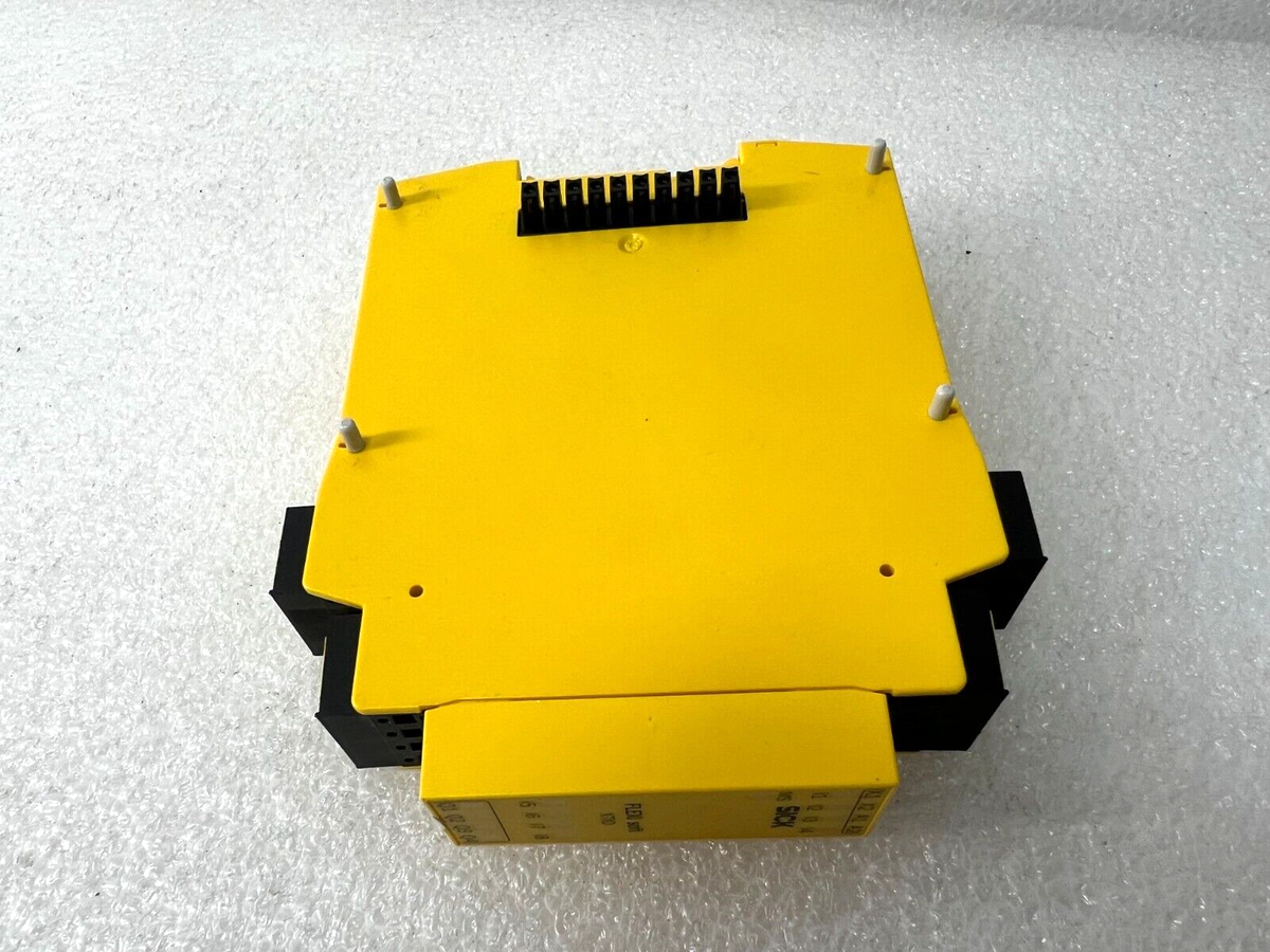 SICK Safety I/O Controller, DE-79183 Waldkirch FX3-XTI084002 FREE