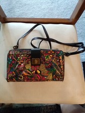 Sakroots Large Crossbody Smartphone Purse Wallet Rainbow Spirit Desert Nice