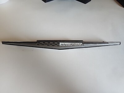 1962 1963 1964 60's Vintage Pontiac Bonneville Fender Emblem Badge