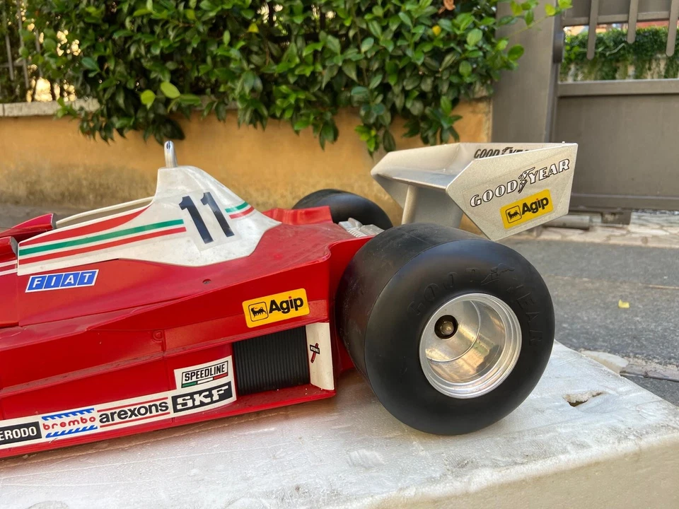 modellino ferrari f1 312T - Immagine 4 di 4