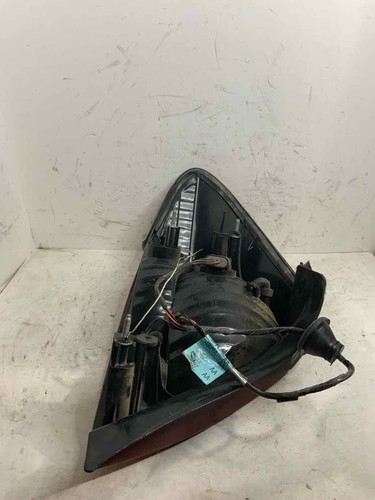 04-07 Ford Taurus SE Tail Light Assembly 5F1Z13404A RightHand Qtr Mntd 166-2236B - Picture 10 of 12