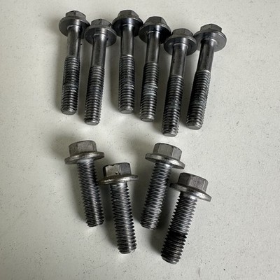 Triumph Trident 660 2022 Intake manifold inlet runners mount bolts T3200180