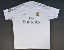 Cristiano Ronaldo Rookie Cards and Apparel Guide 51