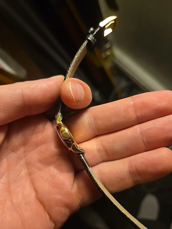 Женские часы 18k IWC хорошее состояние товара - Изображение 2 из 4