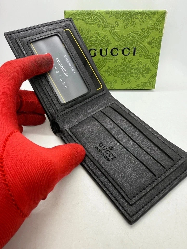 Luxury Gucci Bi-Fold Gucci Pattern Black Limited Edition Leather Wallet - Image 2 of 4