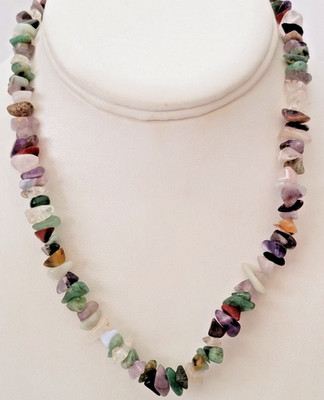 Vintage Multi Colored Natural Gemstones Quartz Jasper Agate Chips Necklace 16.5''