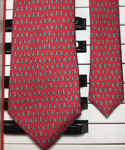 TOMMY HILFIGER / Designer Rows of Mini Christmas Trees on Vermilion Silk Tie - 第 2/10 張圖片