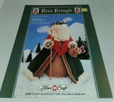 E15 FIBRE CRAFT 1992, KRIS KRINGLE CROCHET DOLL OUTFIT PATTERN