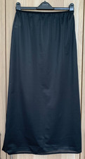 (1637) M&S Cling Resist Long Waist Slip - Size 10 L35"