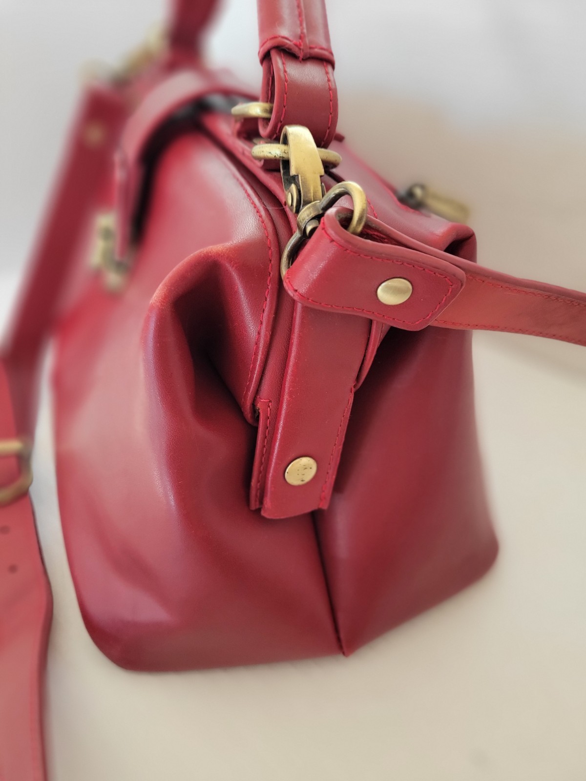 Ameri Leather Red Doctors Bag Handbag Crossbody P… - image 5