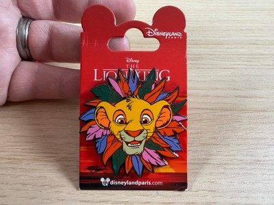 Simba mit Blättern Mähne König der Löwen Disney DLP Disneyland Paris 2024 Pin Set