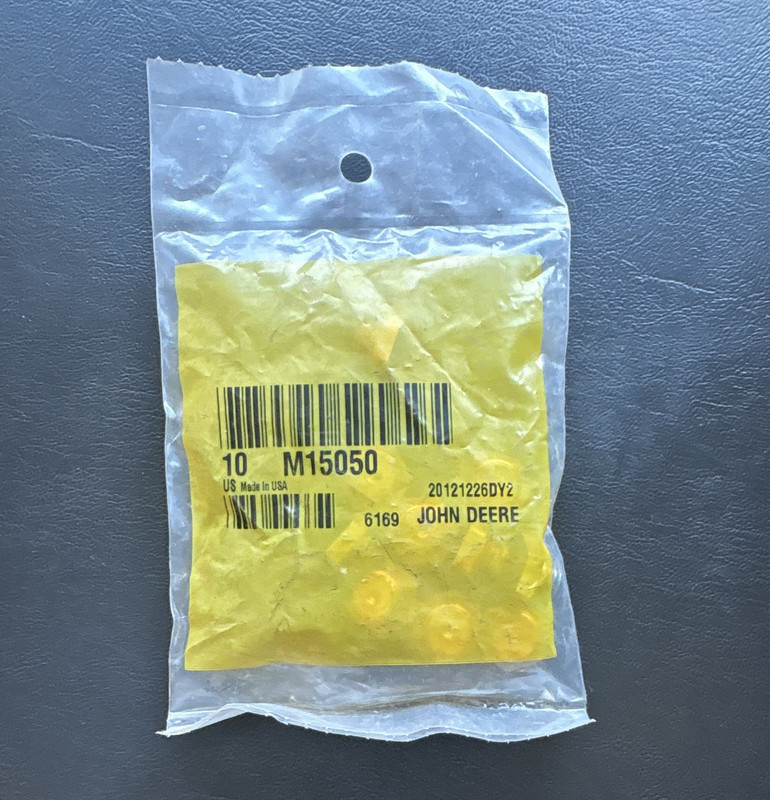 John Deere Original Equipment Drain Plugs  part #M15050 (10) new
