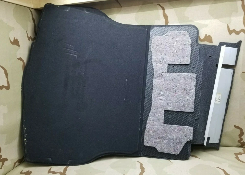 2004 2005 2006 2007 2008 Acura TSX Factory Trunk Center Carpet OEM Original - Image 2 of 4