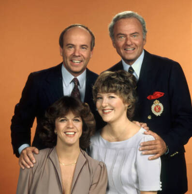 the cast of THE TIM CONWAY SHOW March 1 1980 Standing from left is- Old Photo