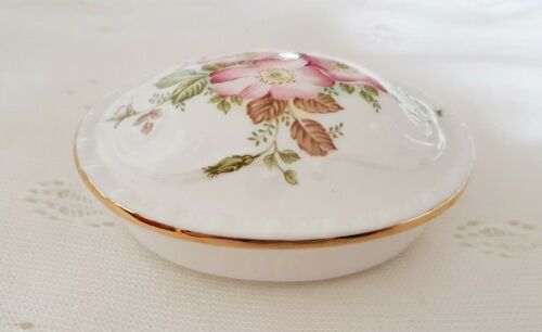 Lidded Trinket Pot ~ Wild Pink Roses Flowers ~ Fine Bone China by Royal Grafton - Picture 1 of 8
