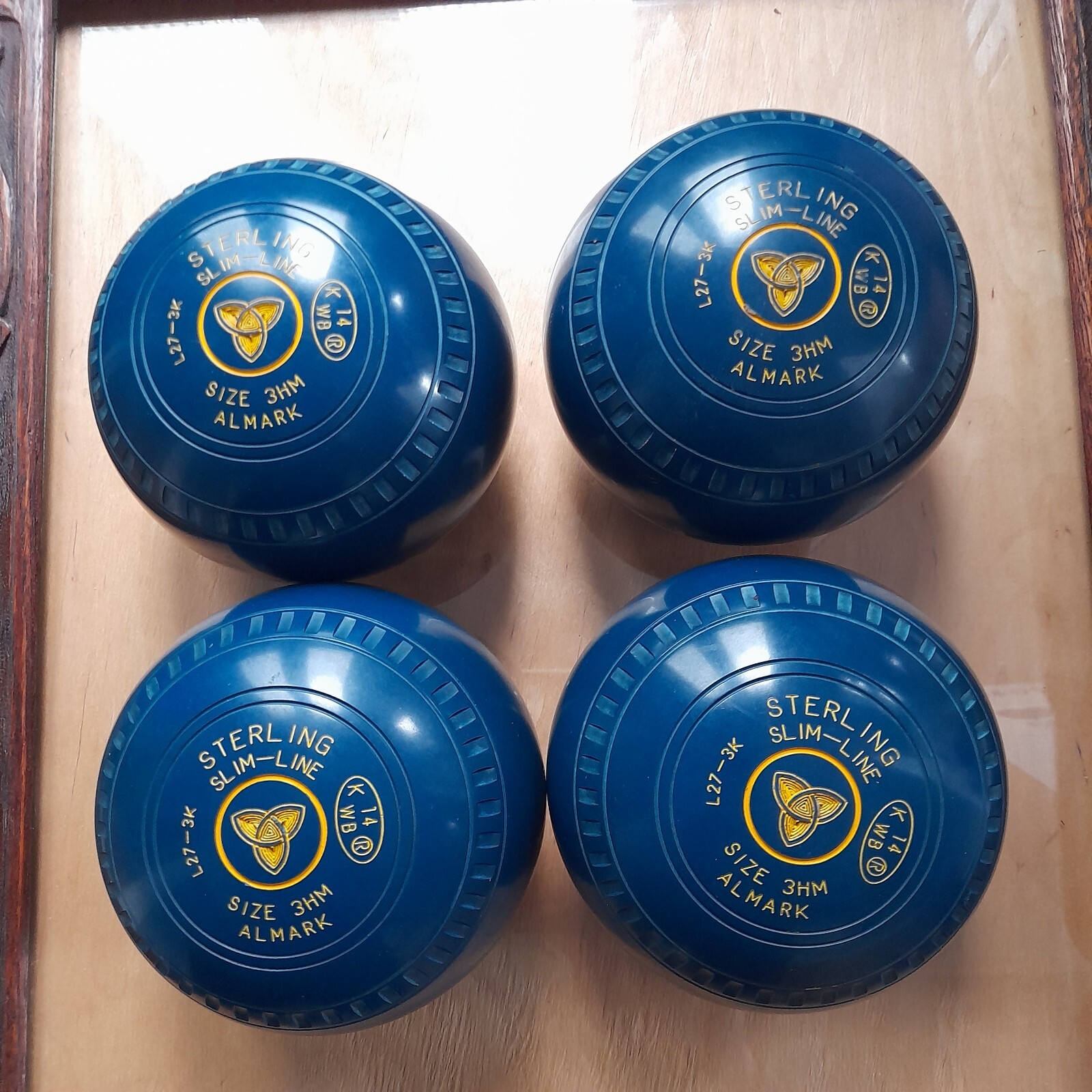 Lovely ALMARK STERLING SLIMLINE Indoor / Outdoor / ShortMat Bowls