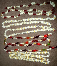 4 VINTAGE STRANDS  CHRISTMAS GARLAND PLASTIC POPCORN CRANBERRY WRAPPED CANDY