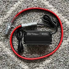 Portable Aircraft Ground Power Unit (GPU), 12 Volt 30 Amp with Round 1-Pin Piper Portable Aircraft Ground Power Unit (GPU), 12 Volt 30 Amp with Round 1-Pin Piper