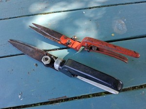 Vintage Manual Grass Shears / Garden Clippers - Lot of 2