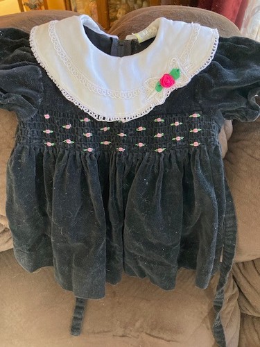 Vintage Girls Velour Floral Dress   12 Months