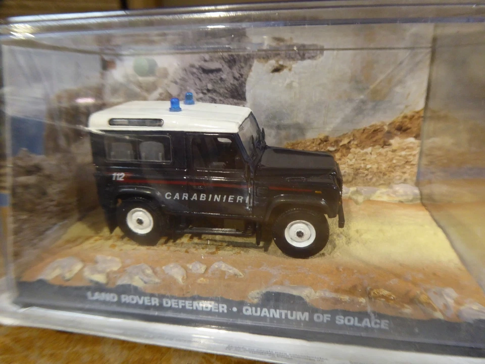 Lot de 4 véhicules collection Les voitures de James Bond 1/43 Fabbri 007 DYB131 - Photo 2/4