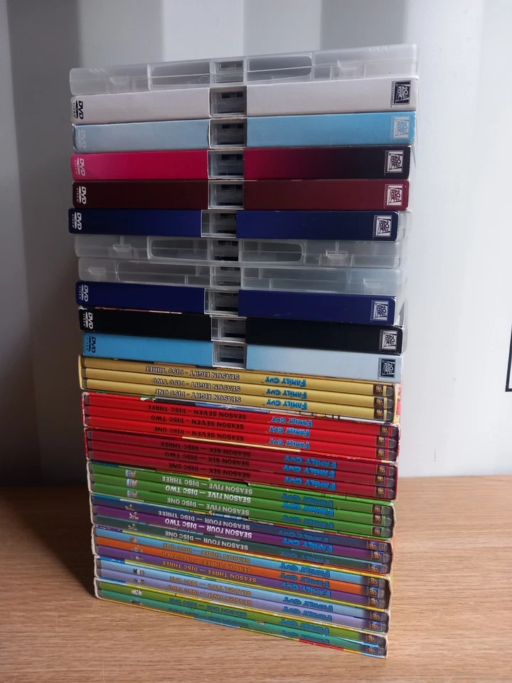 Family Guy DVD Boxset Complete Season 1 - 18 Box Sets + 1 Extra - Image 2 of 3