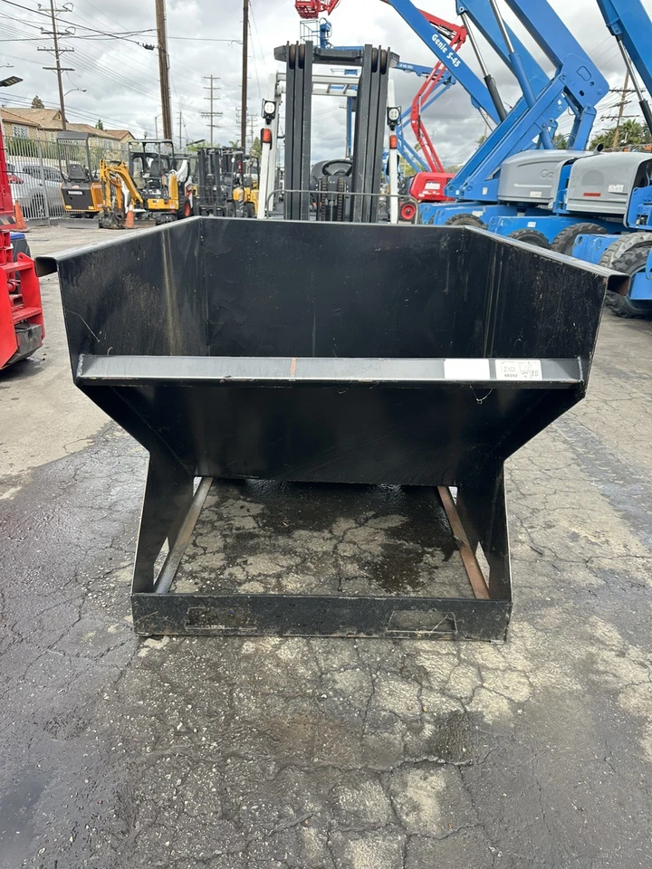 NUEVO 2 YARDAS CÚBICAS MINICARGADORA TOLVA DE VOLTEO / ACCESORIO DE CONTENEDOR DE BASURA - BOBCAT Foto 4 de 4