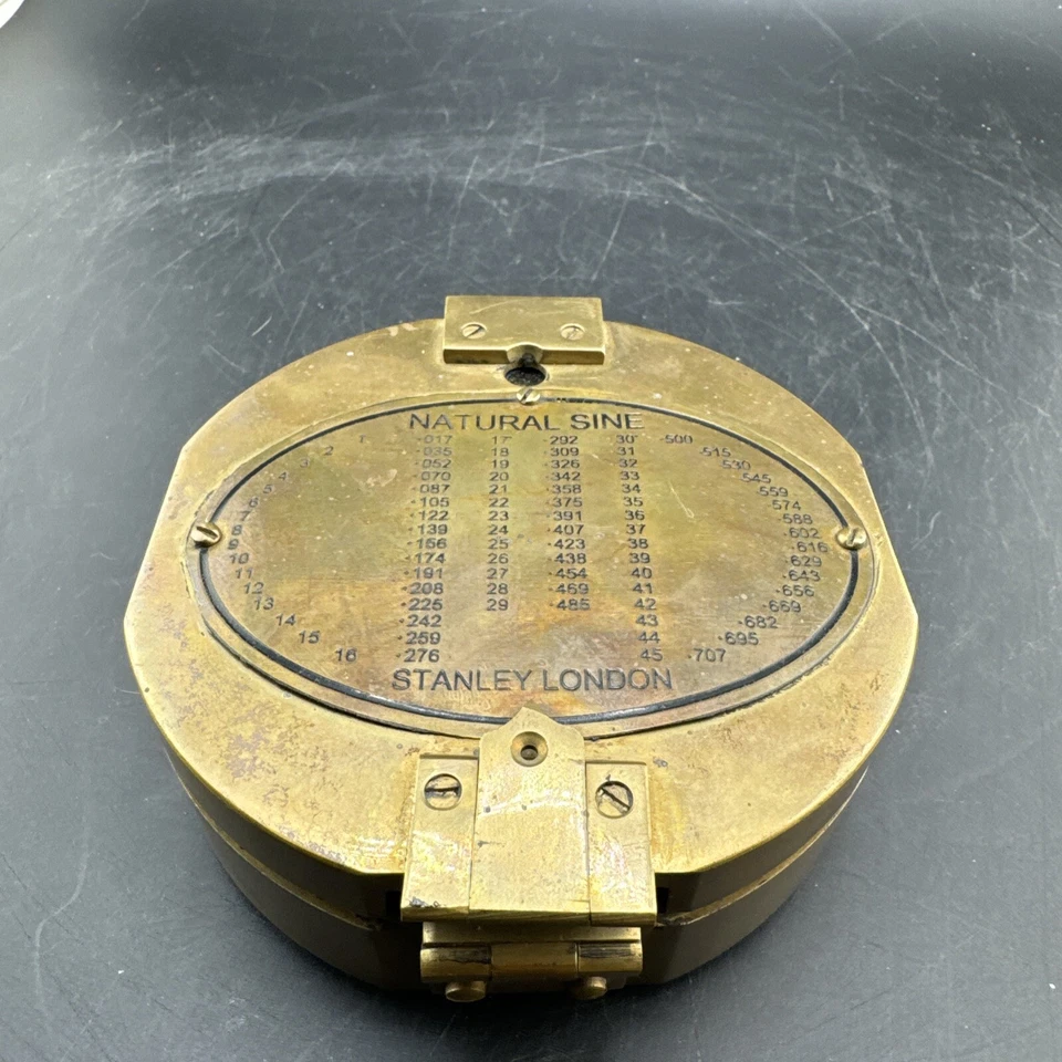 BRÚJULA NÁUTICA STANLEY LONDON BRUNTON LATÓN MACIZO BRILLO NATURAL Foto 2 de 4
