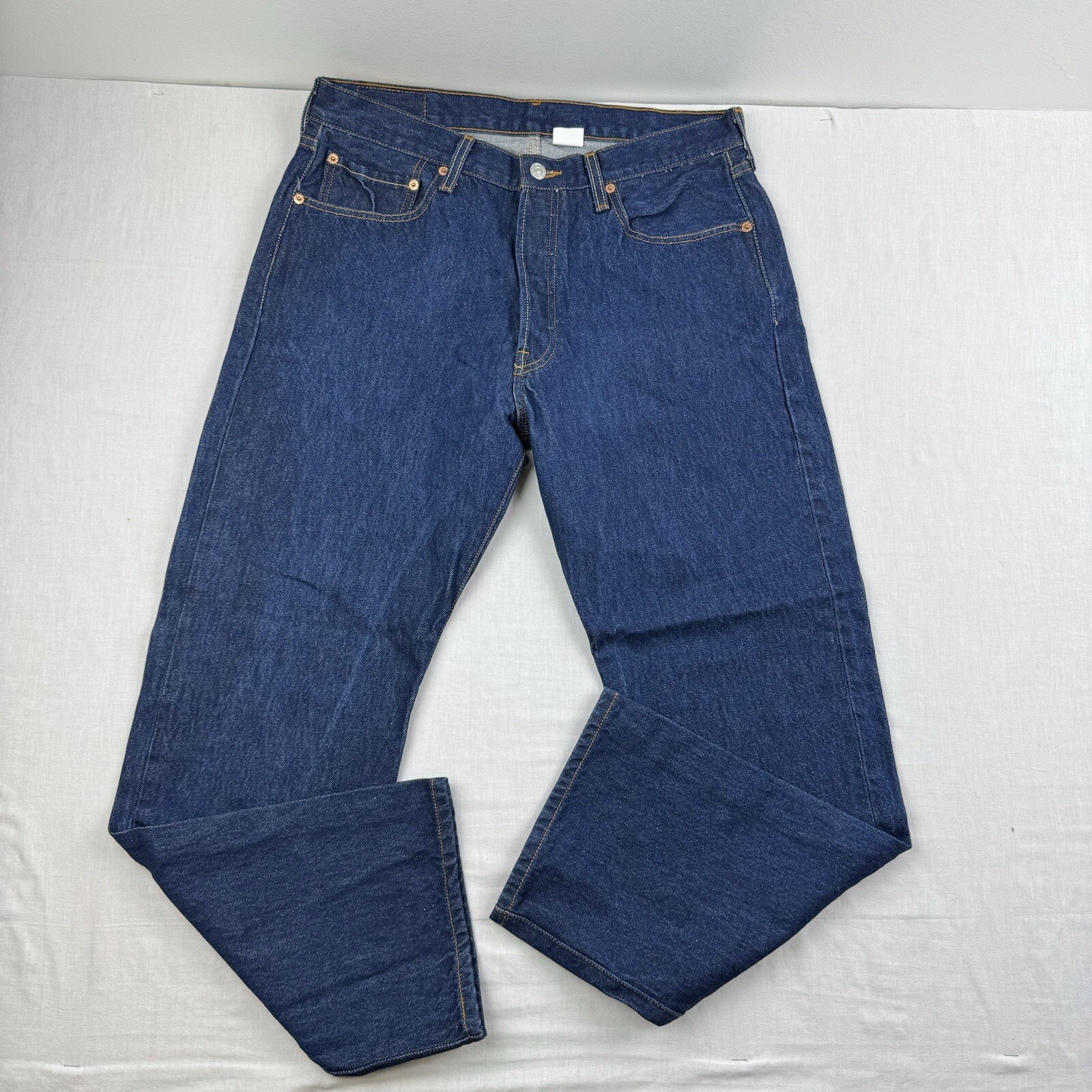 Vintage Levis 501 Jeans Adult 35x32 Blue Button Fly Y2K 2000s Workwear Grunge