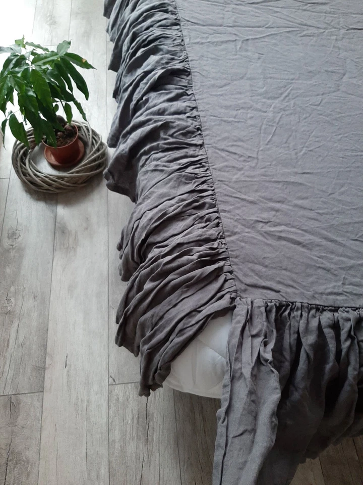 Falda de cama de lino esquinas divididas paneles con volantes falda de cama con volantes antipolvo colcha Foto 3 de 4