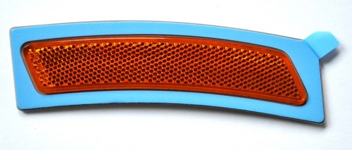 BMW OEM Front Left Side Bumper Marker Reflector 63147295541 / F30 F32 NEW w/TAGS - Picture 3 of 4