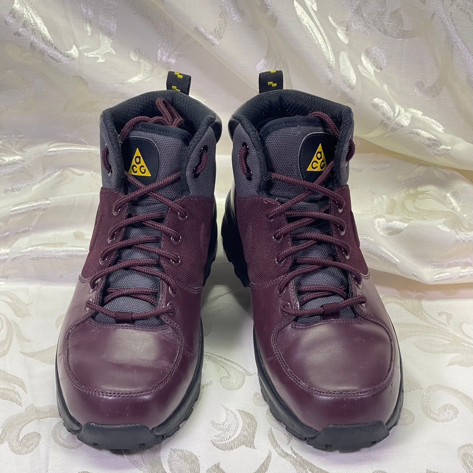 Nike Manoa Deep Burgundy/Anthracite Boots 472780 600 Mens Size US 9