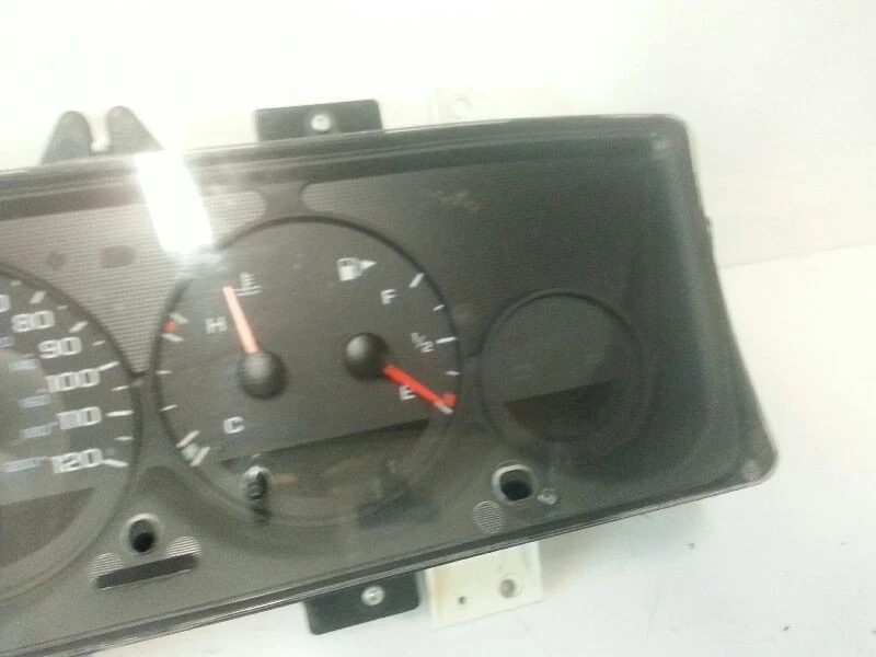 Cuadro de instrumentos velocímetro compatible con 03-05 Dodge Neon O104-156411 Foto 3 de 4