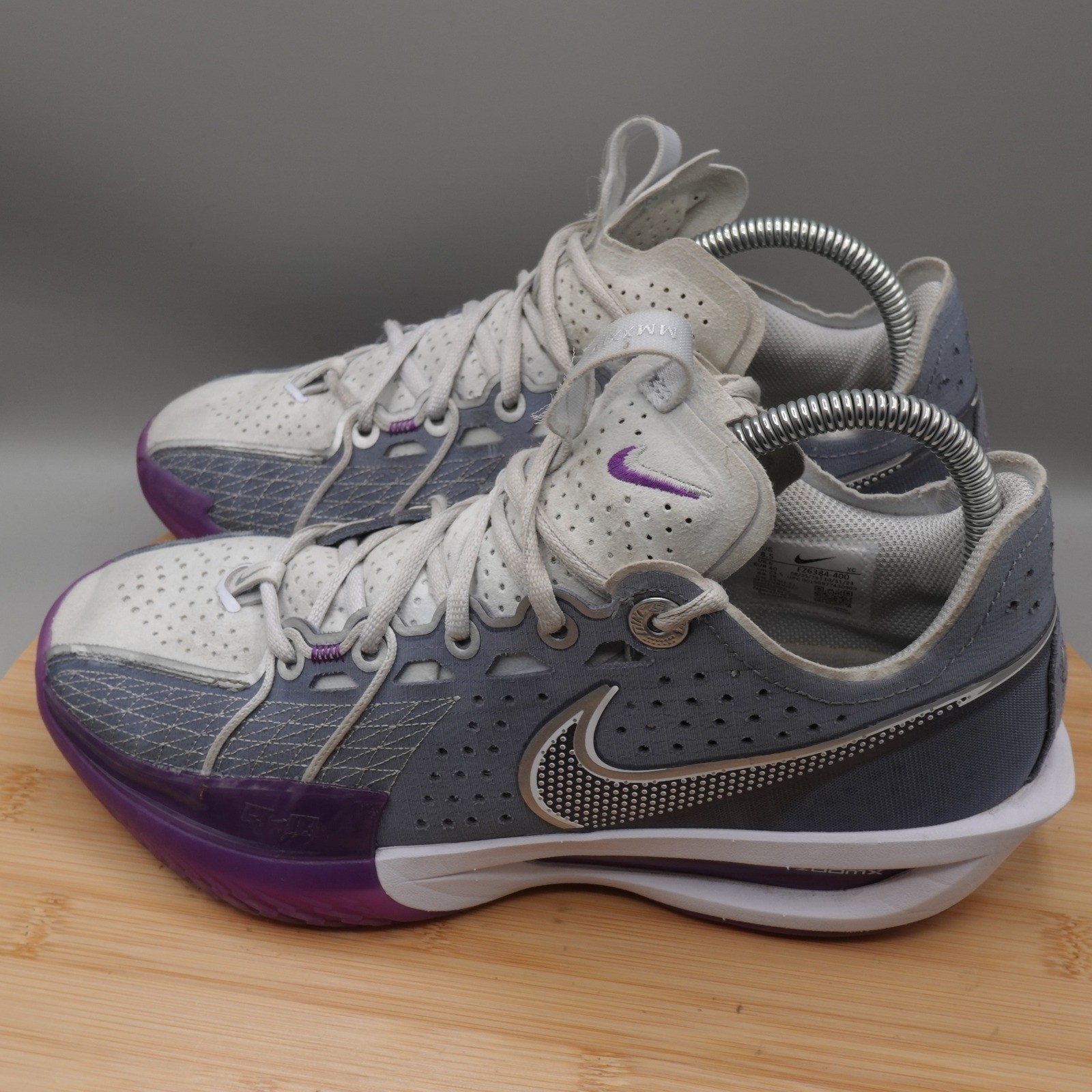 Womens 8.5 White Purple Silver Zoom Freak 4  Basketball Fz63