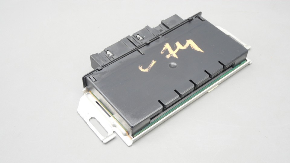 03-12 Mercedes R230 SL500 SL55 AMG Front Left SAM Fuse Box Control Module OEM