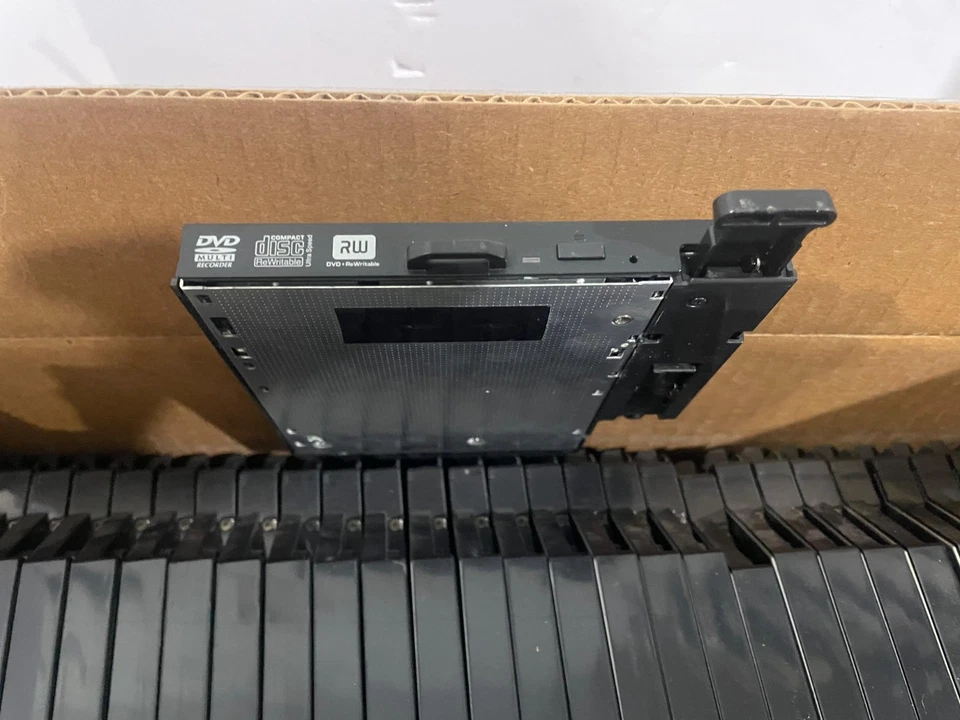 DVD ROM de repuesto Panasonic CF-31 CF-VDM312U Foto 3 de 4