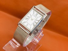 Vintage Seiko Slim Quartz Tank Roman White Dial Metal Mesh Band Wrist Watch