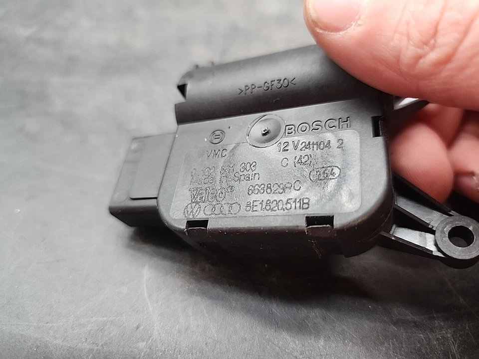 AUDI S4 2004-2005 A/C SERVO AMORTIGUADOR Q8-428 MOTOR 8E1 820 511 B OEM 01 02 03 Foto 4 de 4